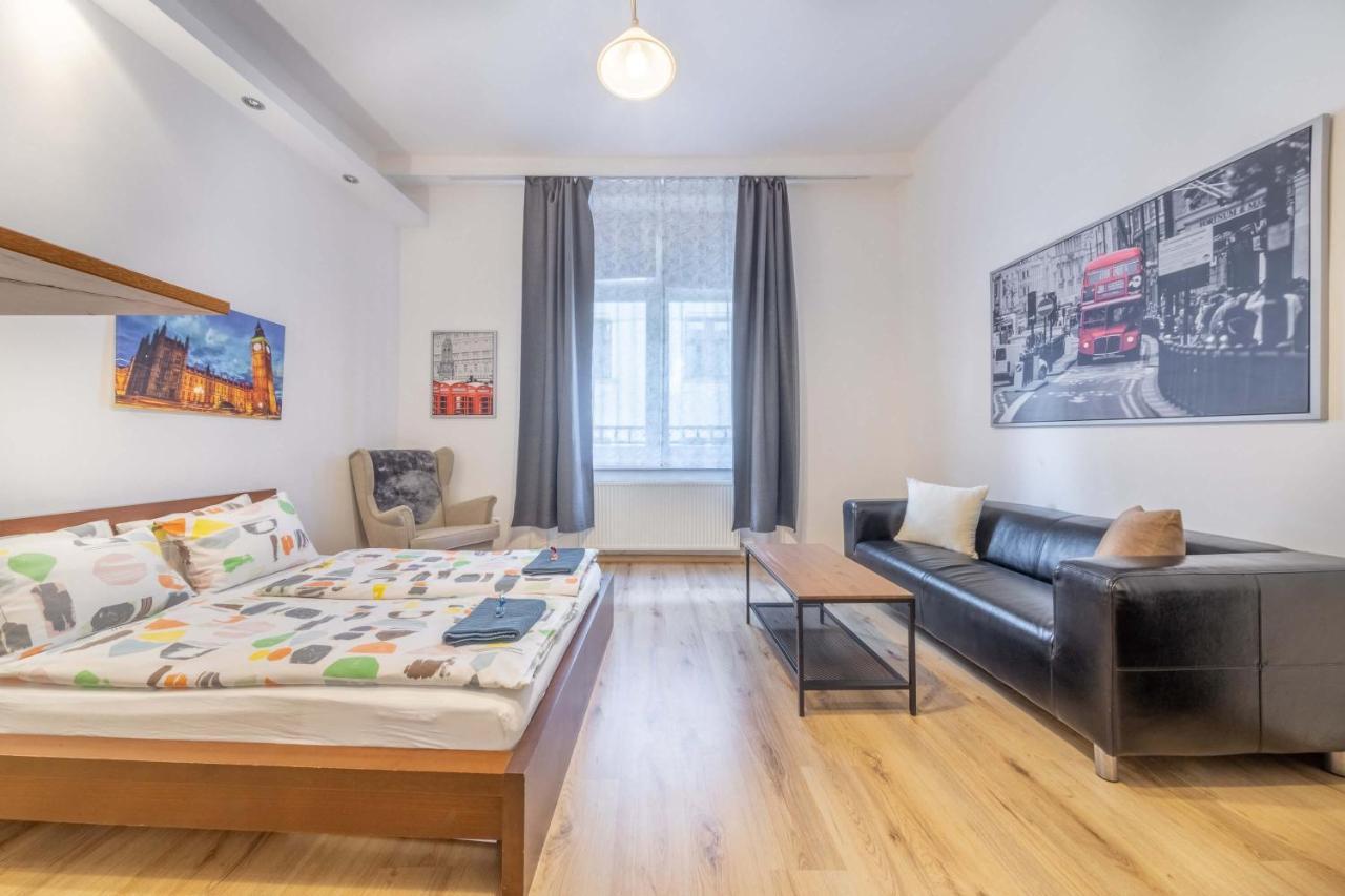 Anastasia 2 Bedrooms Apartment On Vaci Utca Βουδαπέστη Εξωτερικό φωτογραφία