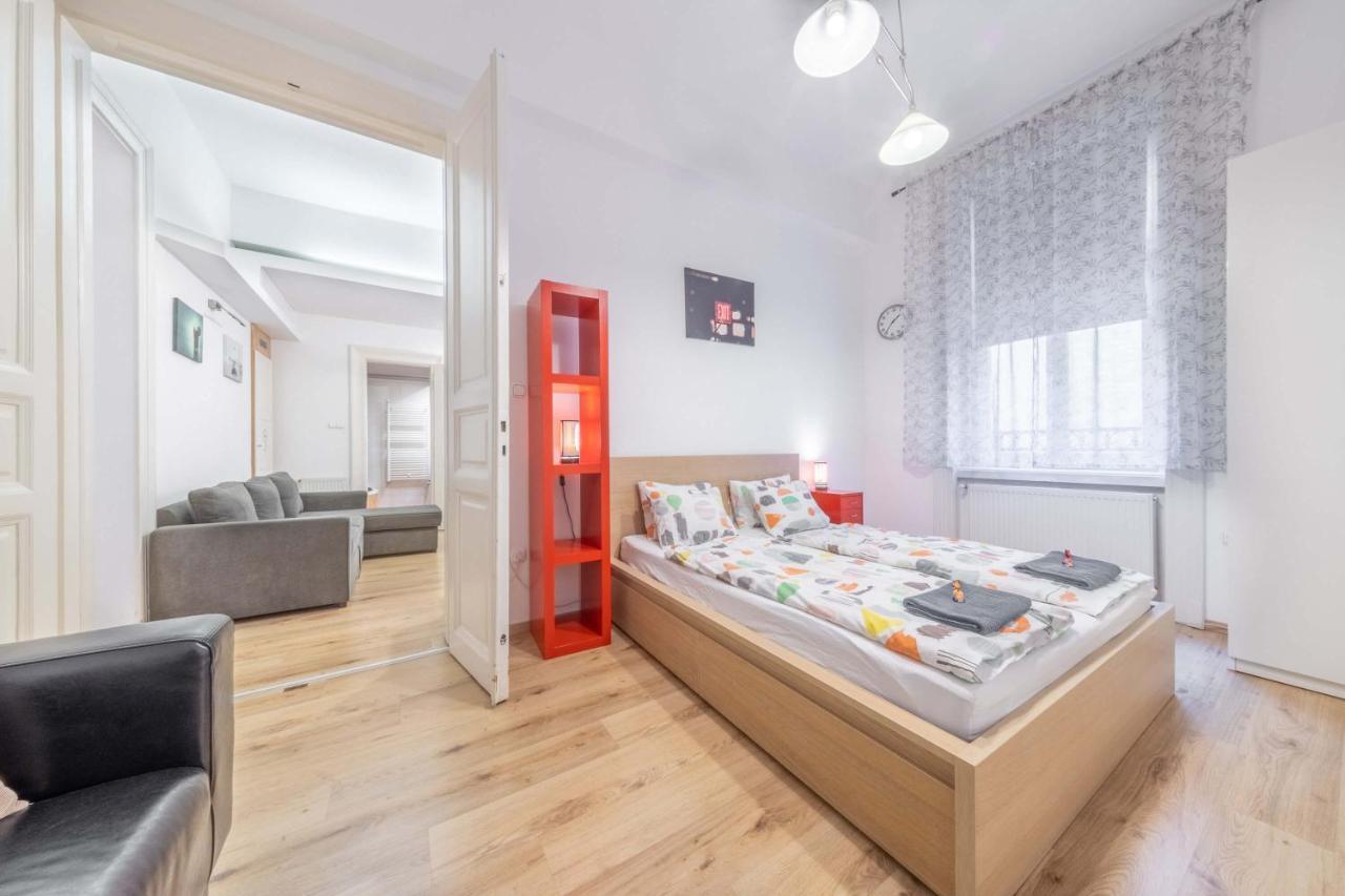 Anastasia 2 Bedrooms Apartment On Vaci Utca Βουδαπέστη Εξωτερικό φωτογραφία