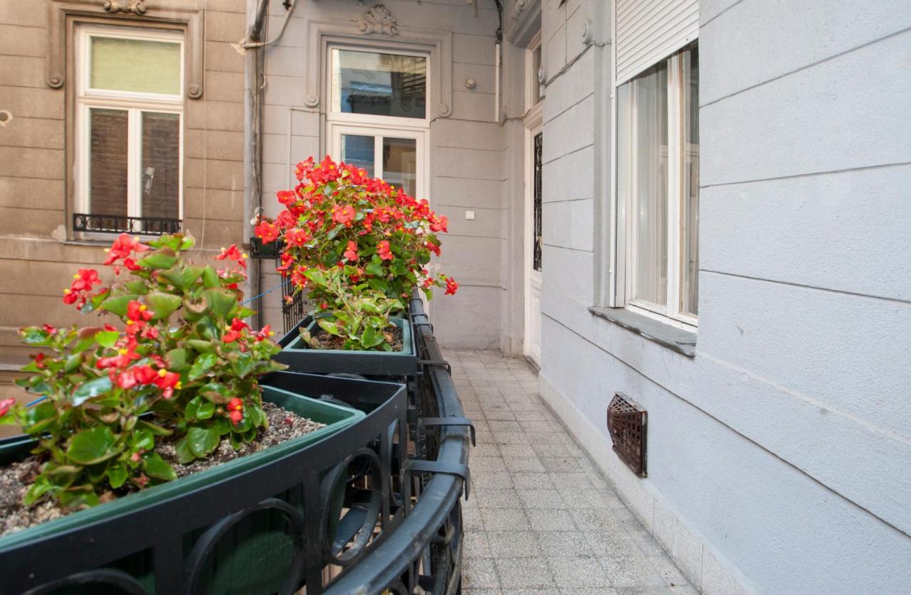 Anastasia 2 Bedrooms Apartment On Vaci Utca Βουδαπέστη Εξωτερικό φωτογραφία